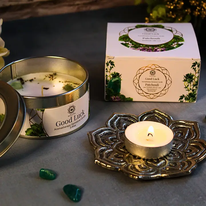 Green Tree Geurkaars Good Luck (70g) Patchouli, tijm met groene aventurijn